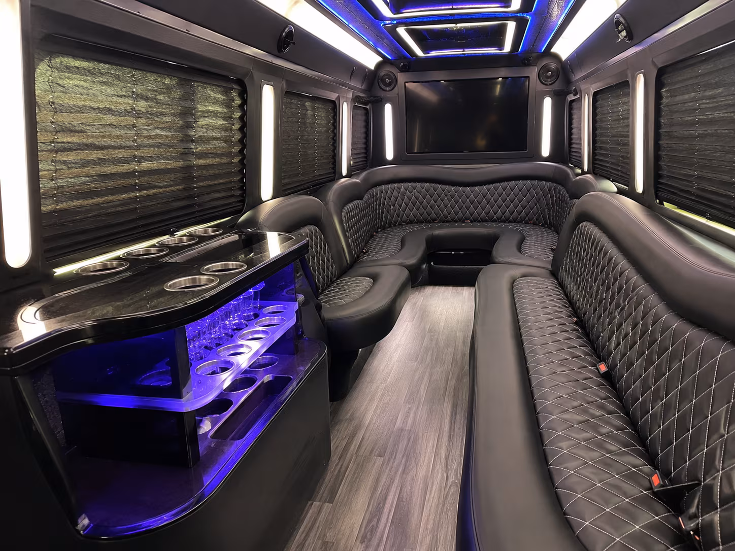 Gresham Birthday, Sweet 16, & Quinceañera Party Bus Rentals