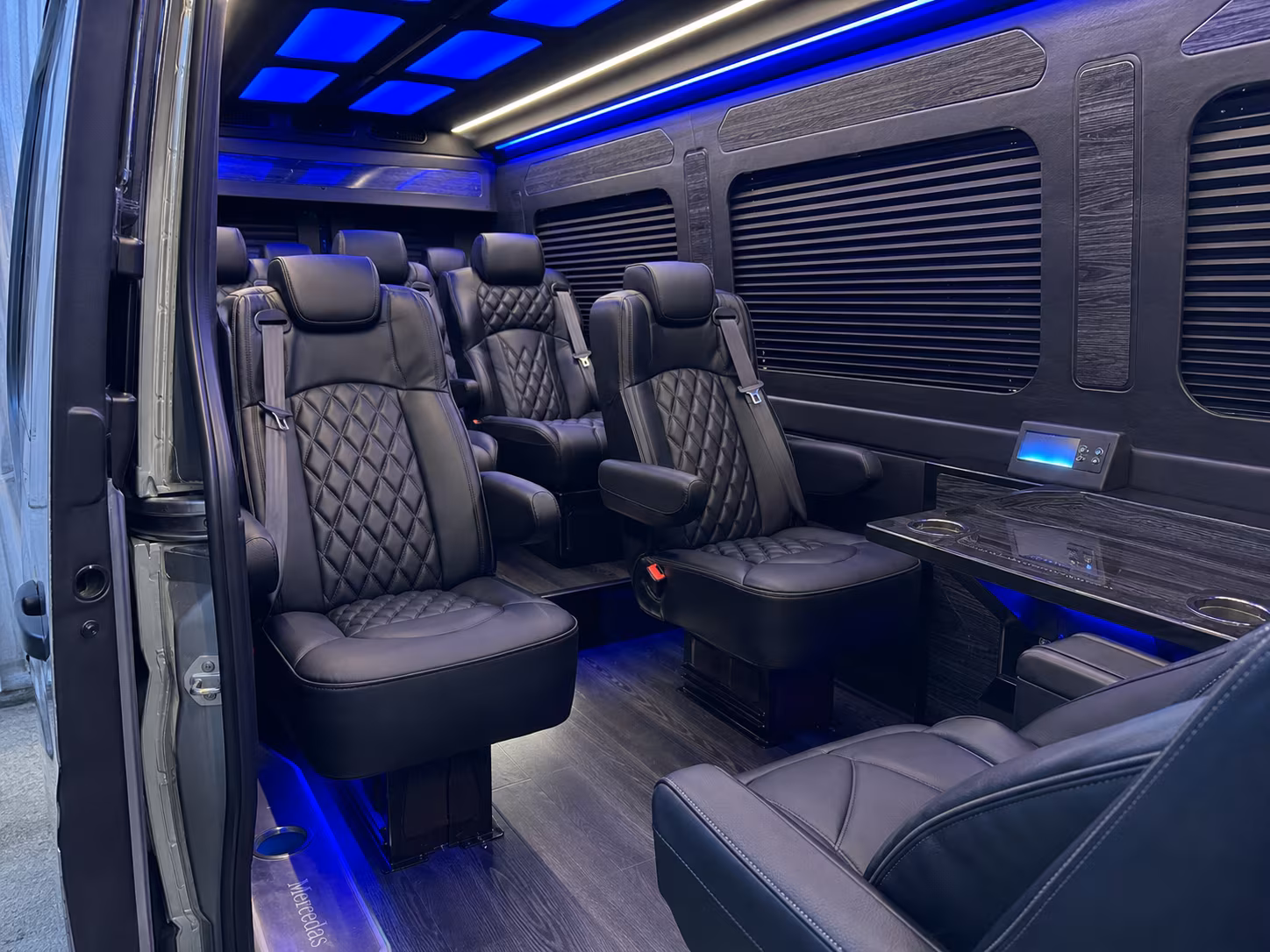 Gresham School Event & Field Trip Transportation