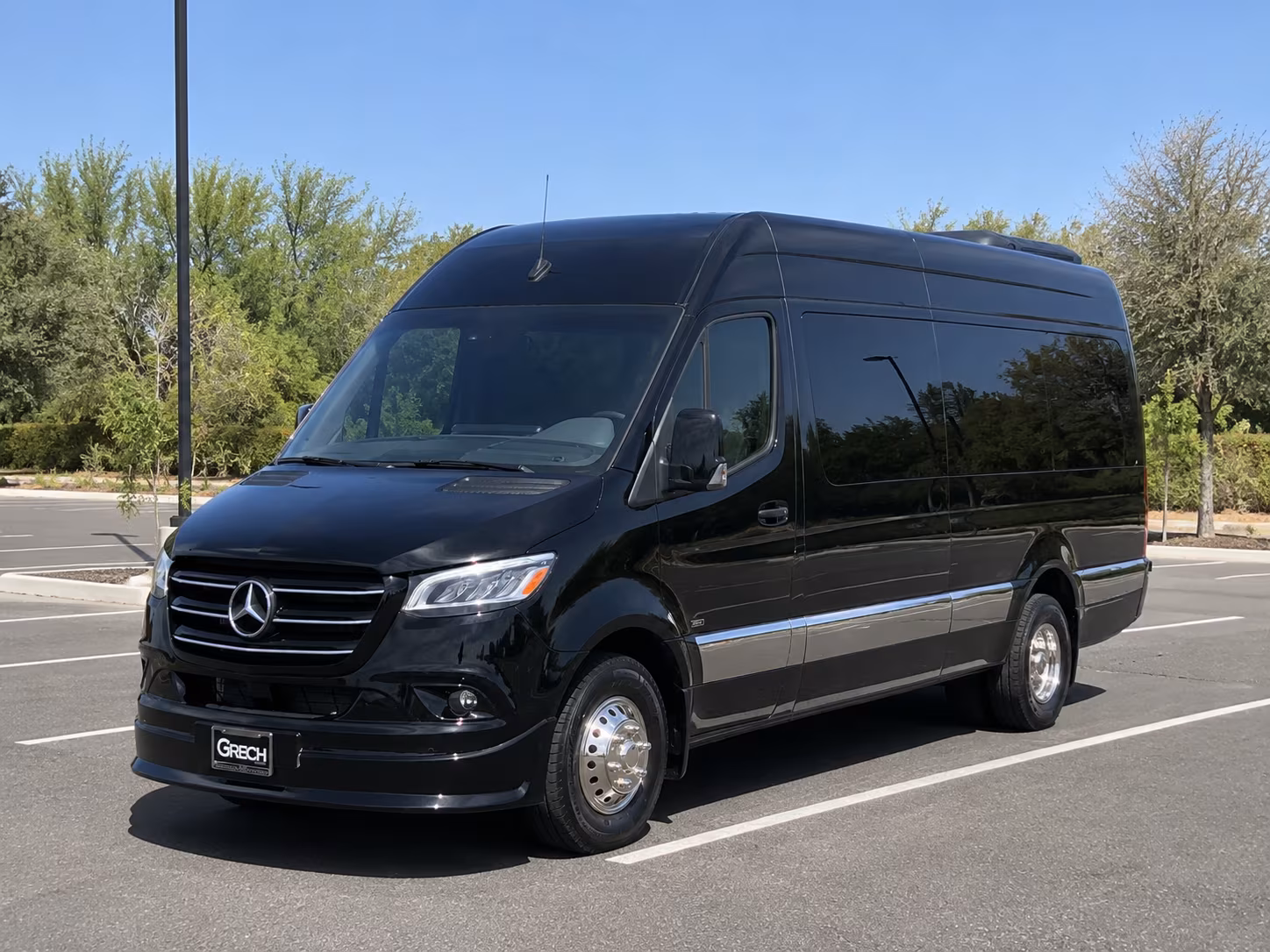 Hillsboro Airport Shuttle & Transportation party bus exterior