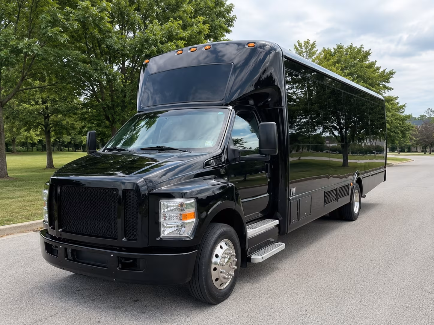 Hillsboro Winery Tour & Pub Crawl Transportation group transportation