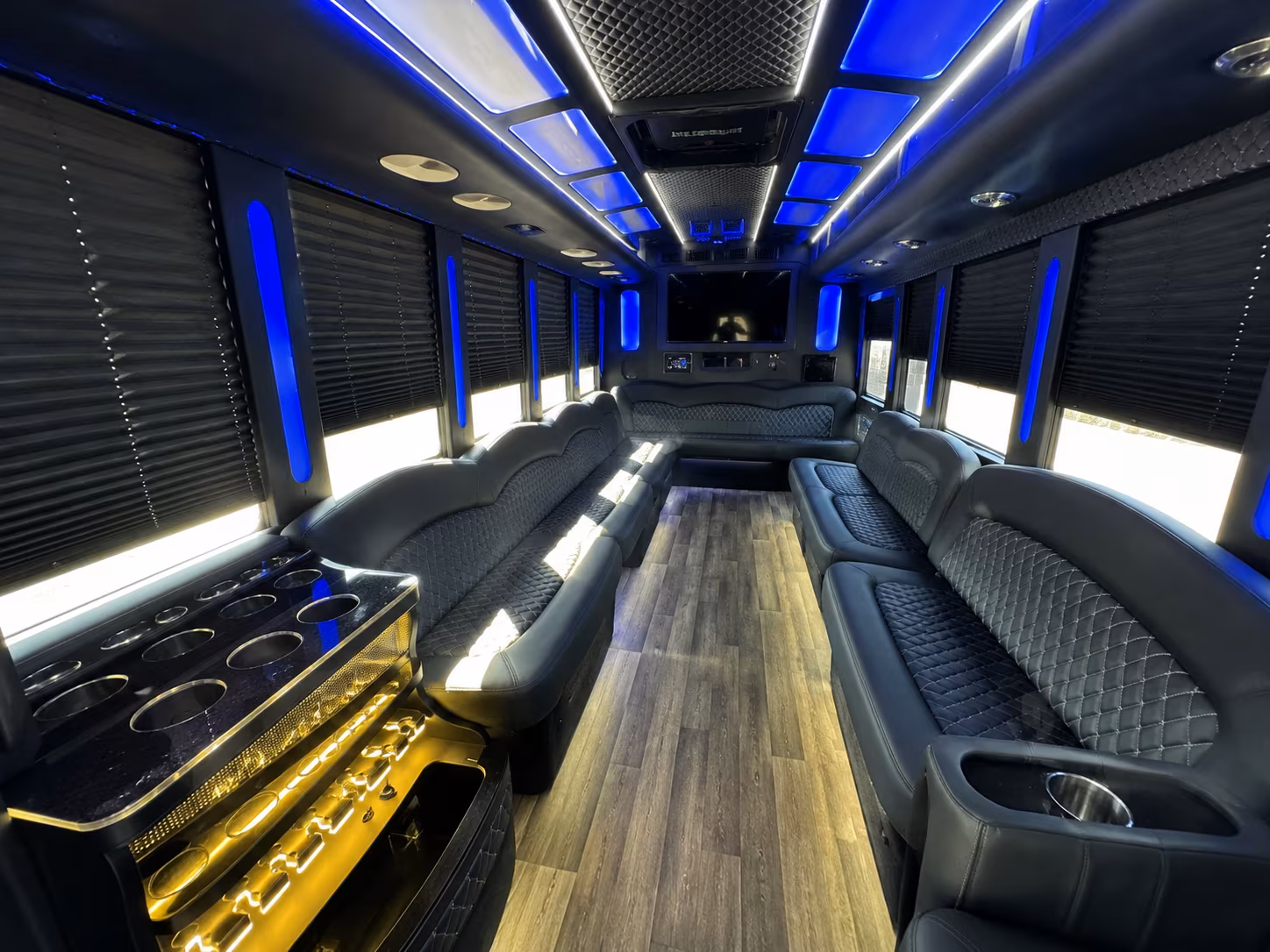 Tigard Homecoming & Prom Party Bus Rentals